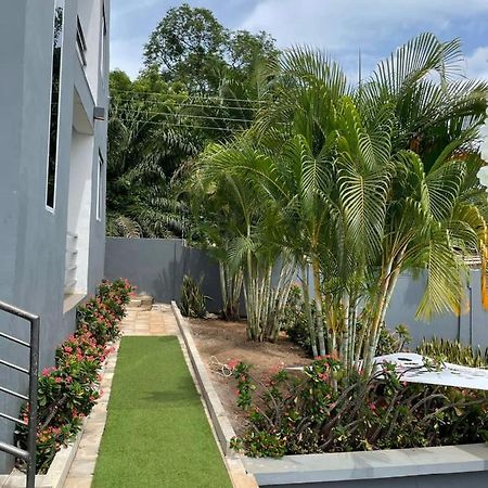 Nuben Court- Kumasi City Luaran gambar